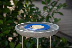 Insektenstation mit Ständer (ein Beitrag zum Insektenschutz)