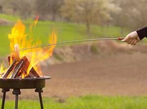 Grillzubehör "Teleskop Grillspieß" - Genial für Marshmellows