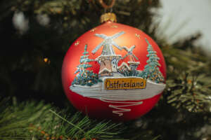 Ostfriesland Weihnachtskugel Greetsieler Zwillingsmühlen 10cm